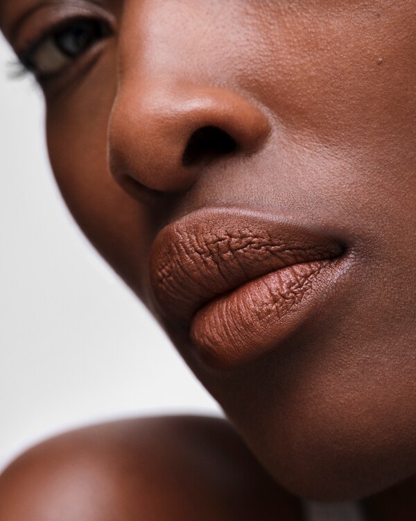 Prada Monochrome Hyper Matte lipstick - B01 - ARGILE - B01 - ARGILE Prada Monochrome Hyper Matte lipstick - B01 - ARGILE - B01 - ARGILE