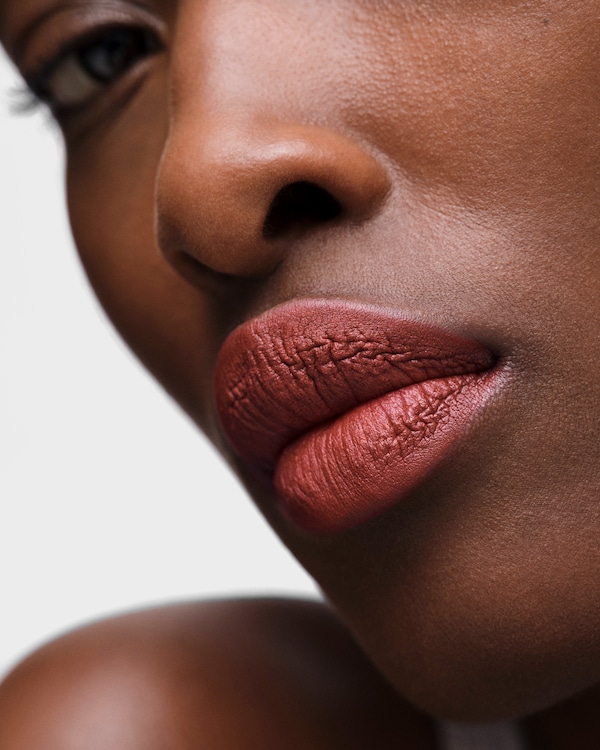 Prada Monochrome Hyper Matte lipstick - B02 - QUARTZ - B02 - QUARTZ Prada Monochrome Hyper Matte lipstick - B02 - QUARTZ - B02 - QUARTZ