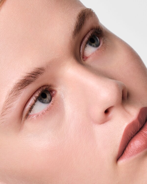 Prada Monochrome Hyper Matte lipstick - B02 - QUARTZ - B02 - QUARTZ Prada Monochrome Hyper Matte lipstick - B02 - QUARTZ - B02 - QUARTZ