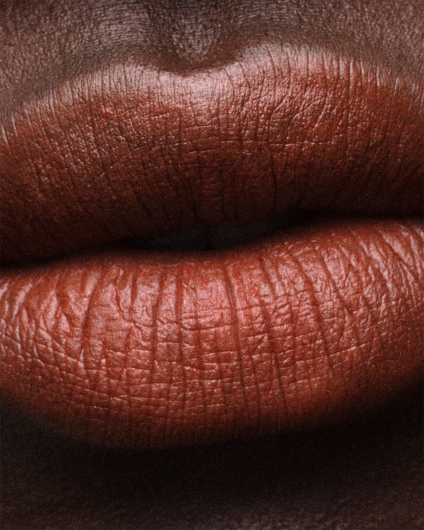 Prada Monochrome Hyper Matte lipstick - B05 - FAUVE - B05 - FAUVE Prada Monochrome Hyper Matte lipstick - B05 - FAUVE - B05 - FAUVE