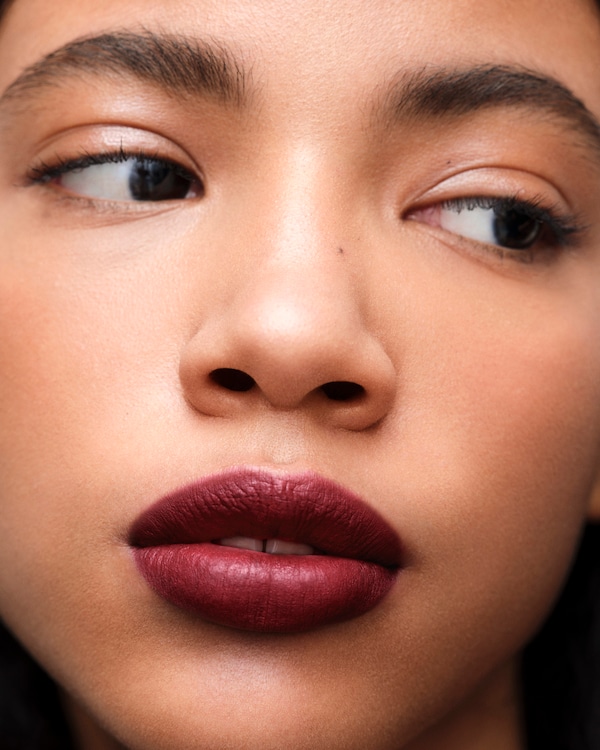 Prada Monochrome Hyper Matte lipstick - B15 - UNIFORM - B15 - UNIFORM Prada Monochrome Hyper Matte lipstick - B15 - UNIFORM - B15 - UNIFORM