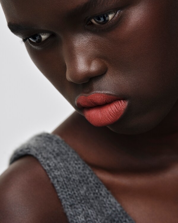 Prada Monochrome Hyper Matte lipstick - B08 - BLAZE - B08 - BLAZE Prada Monochrome Hyper Matte lipstick - B08 - BLAZE - B08 - BLAZE