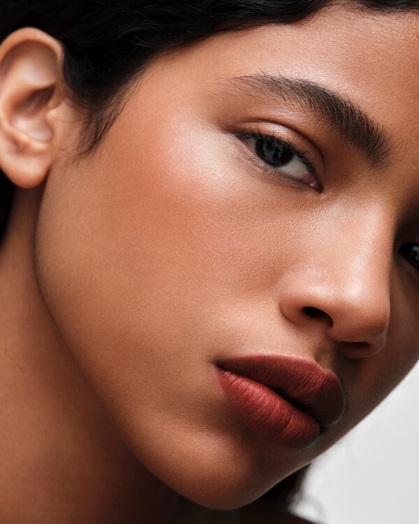 Prada Monochrome Hyper Matte lipstick - B08 - BLAZE - B08 - BLAZE Prada Monochrome Hyper Matte lipstick - B08 - BLAZE - B08 - BLAZE