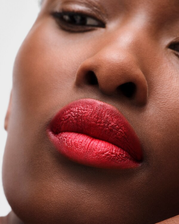 Prada Monochrome Soft Matte lipstick - R127 - CARMINIO - R127 - CARMINIO Prada Monochrome Soft Matte lipstick - R127 - CARMINIO - R127 - CARMINIO