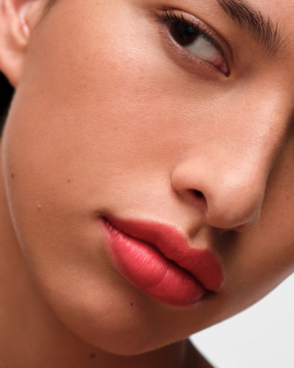 Prada Monochrome Soft Matte lipstick - O176 - NACARAT - O176 - NACARAT Prada Monochrome Soft Matte lipstick - O176 - NACARAT - O176 - NACARAT