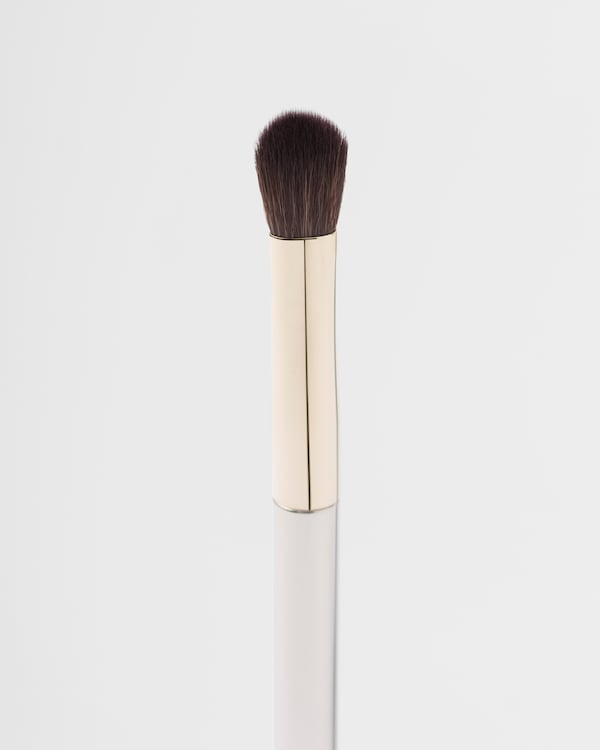 05 Eye blending brush - Neutral 05 Eye blending brush - Neutral