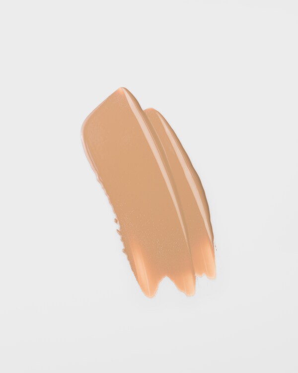 Prada Reveal Skin optimizing foundation - MW50 - MEDIUM WARM - MW50 - MEDIUM WARM Prada Reveal Skin optimizing foundation - MW50 - MEDIUM WARM - MW50 - MEDIUM WARM