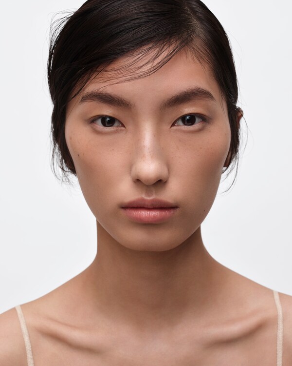 Prada Reveal Mesh Cushion Foundation - LN10 - LIGHT NEUTRAL - LN10 - LIGHT NEUTRAL Prada Reveal Mesh Cushion Foundation - LN10 - LIGHT NEUTRAL - LN10 - LIGHT NEUTRAL