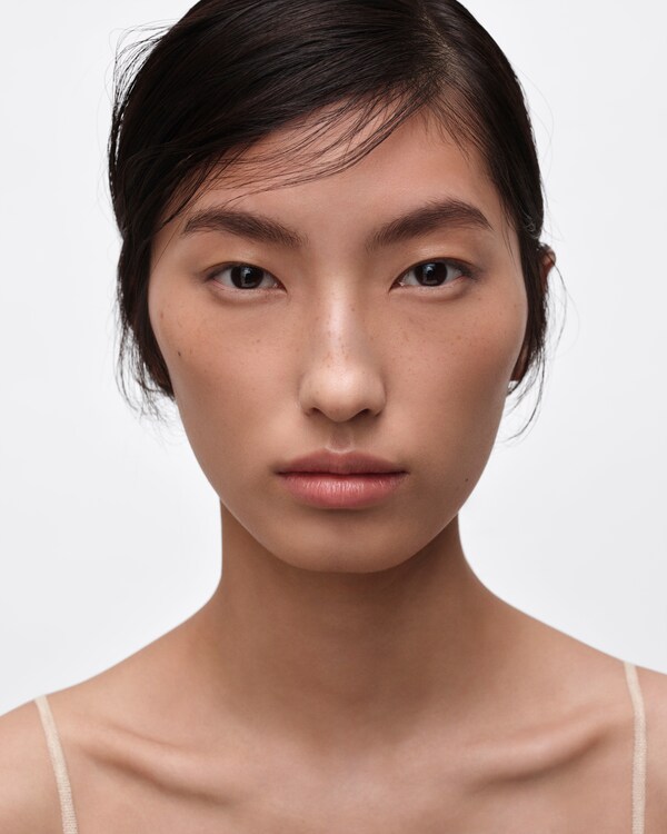 Prada Reveal Mesh Cushion - Limited Edition - LN10 - LIGHT NEUTRAL - LN10 - LIGHT NEUTRAL Prada Reveal Mesh Cushion - Limited Edition - LN10 - LIGHT NEUTRAL - LN10 - LIGHT NEUTRAL