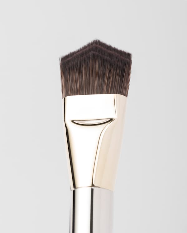 03 Foundation optimizing brush - Neutral 03 Foundation optimizing brush - Neutral
