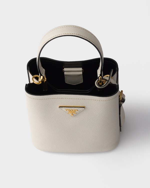 Prada Panier Saffiano皮革迷你手袋 - 粉笔白/黑色 Prada Panier Saffiano皮革迷你手袋 - 粉笔白/黑色