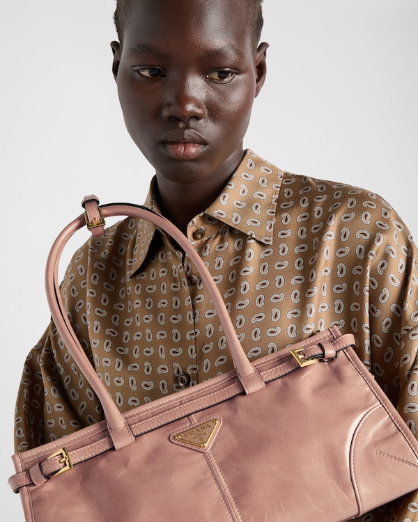 Prada Bonnie中号皮革手袋 - 铃兰色 Prada Bonnie中号皮革手袋 - 铃兰色