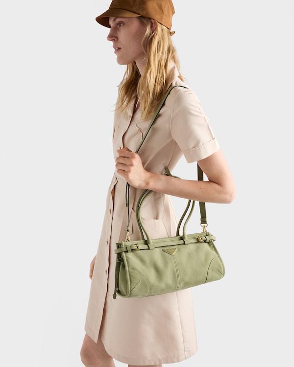 Prada Bonnie中号磨砂皮革手提包 - 龙舌兰绿 Prada Bonnie中号磨砂皮革手提包 - 龙舌兰绿
