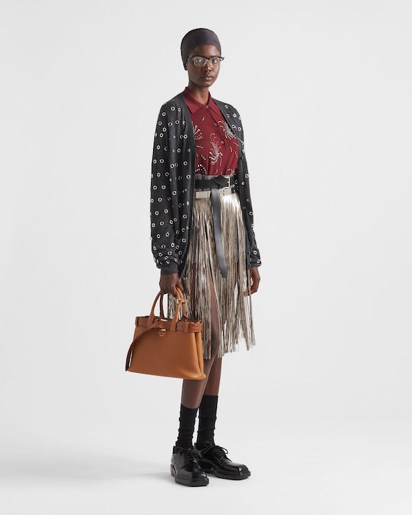 Prada Buckle中号皮革与鳄鱼皮手袋 - 焦糖色 Prada Buckle中号皮革与鳄鱼皮手袋 - 焦糖色