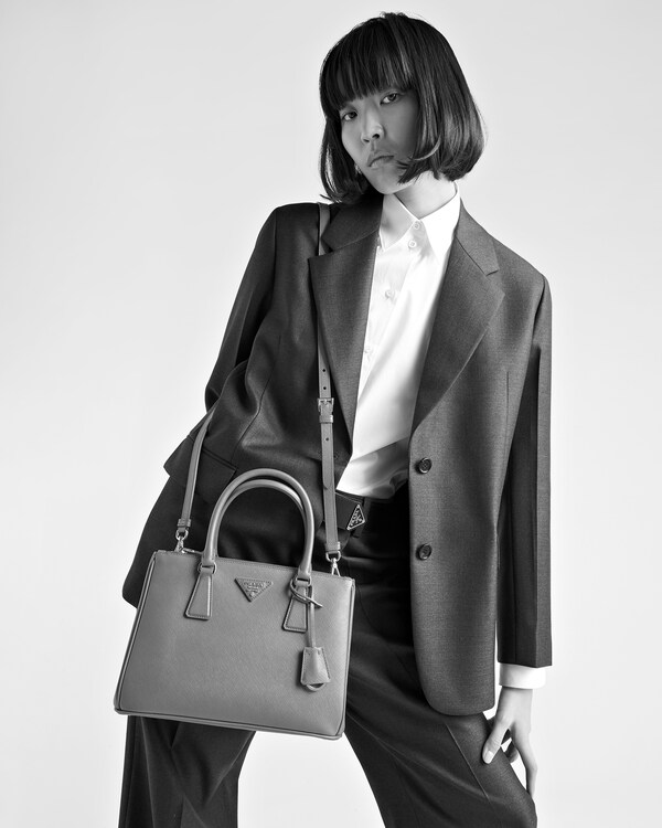 Prada Galleria medium Saffiano leather bag - Emerald Green Prada Galleria medium Saffiano leather bag - Emerald Green