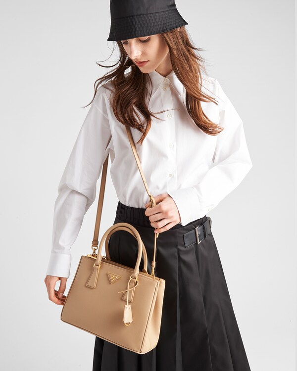 Prada Galleria medium Saffiano leather bag - Sand Beige Prada Galleria medium Saffiano leather bag - Sand Beige