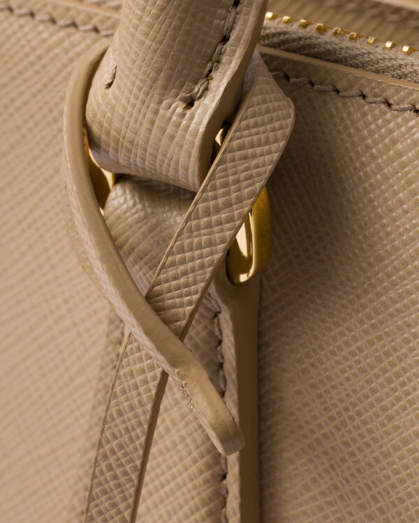 Prada Galleria medium Saffiano leather bag - Sand Beige Prada Galleria medium Saffiano leather bag - Sand Beige
