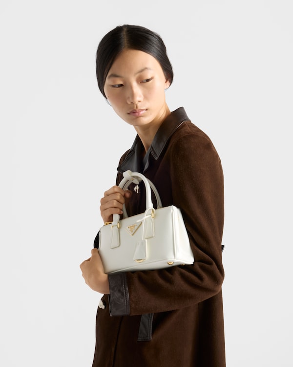 Prada Galleria Saffiano皮革迷你手袋 - 白色 Prada Galleria Saffiano皮革迷你手袋 - 白色
