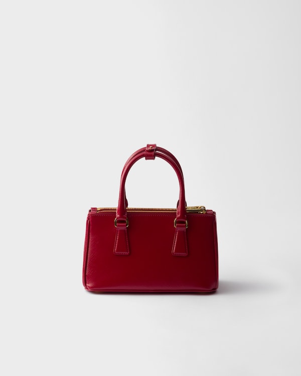 Prada Galleria patent Saffiano leather mini-bag - Cherry Red Prada Galleria patent Saffiano leather mini-bag - Cherry Red