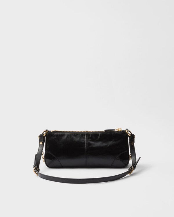 Prada Re-Edition 2002中号皮革单肩包 - 黑色 Prada Re-Edition 2002中号皮革单肩包 - 黑色