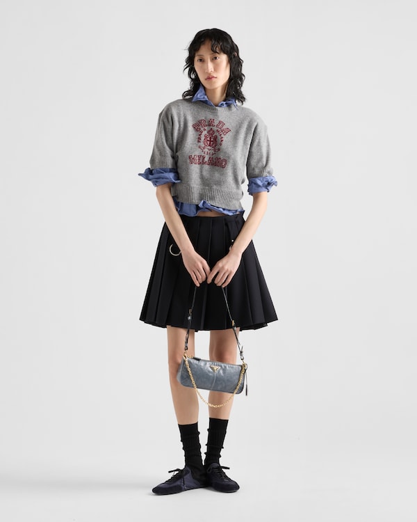 Prada Re-Edition 2002中号皮革单肩包 - 空军蓝色 Prada Re-Edition 2002中号皮革单肩包 - 空军蓝色