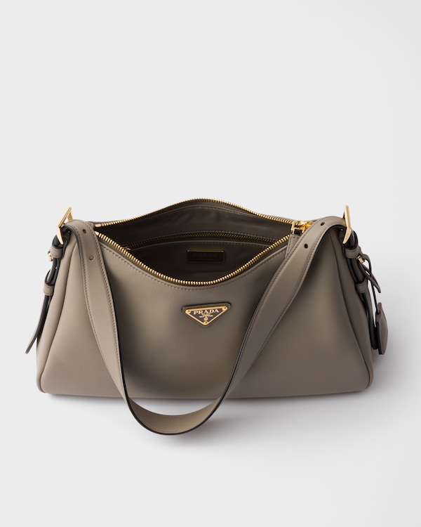 Prada Aimée中号皮革单肩包 - 黏土色 Prada Aimée中号皮革单肩包 - 黏土色