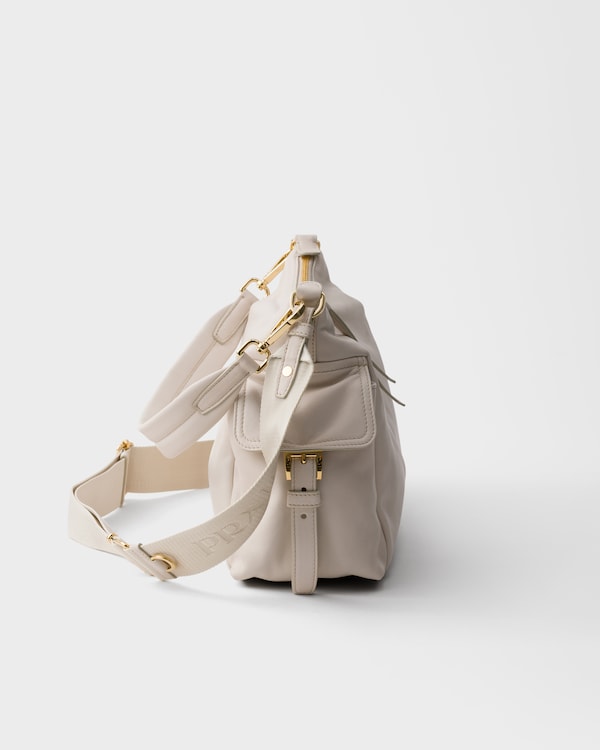 Prada Explore 大号Nappa皮革手袋 - 粉笔白 Prada Explore 大号Nappa皮革手袋 - 粉笔白