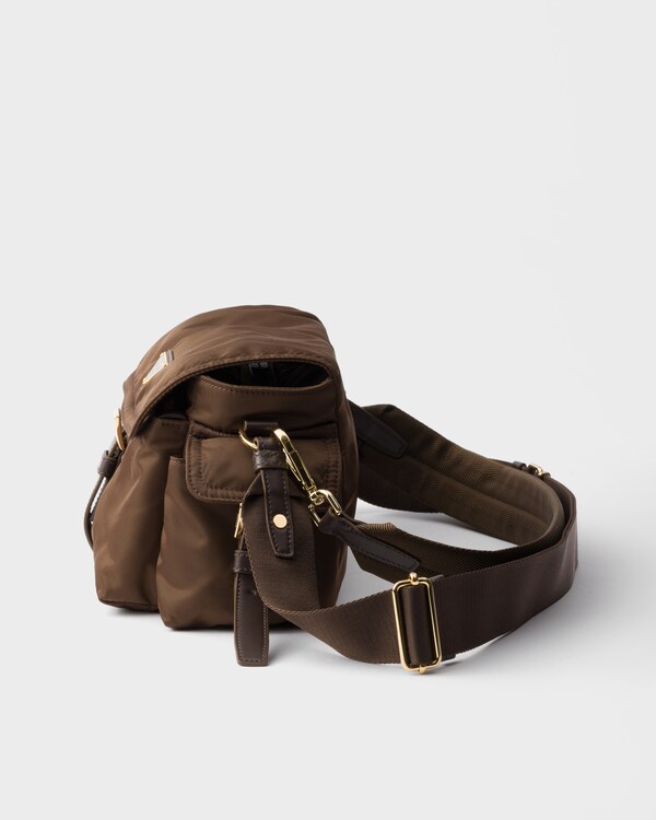 Prada Explore 中号Re-Nylon单肩包 - 赭褐色 Prada Explore 中号Re-Nylon单肩包 - 赭褐色