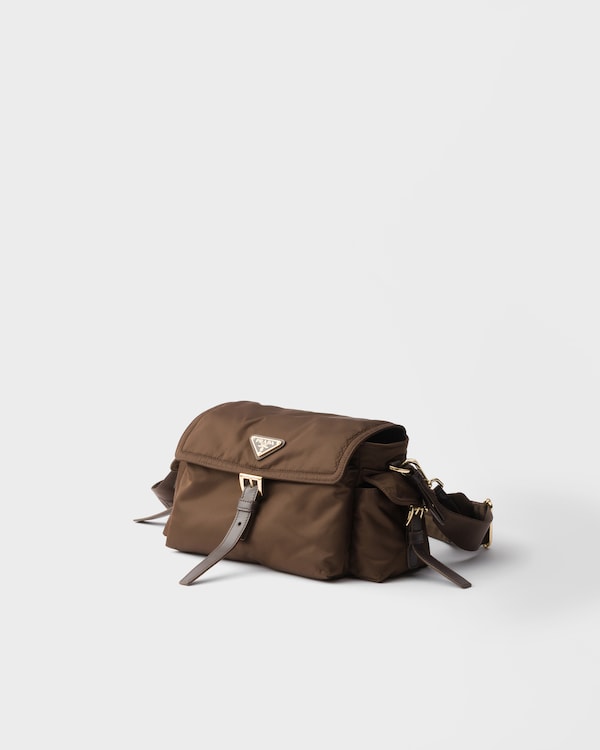 Prada Explore 中号Re-Nylon单肩包 - 赭褐色 Prada Explore 中号Re-Nylon单肩包 - 赭褐色