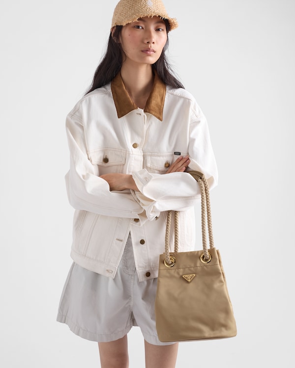 Prada Mariner再生尼龙小号水桶包 - 驼棕色 Prada Mariner再生尼龙小号水桶包 - 驼棕色