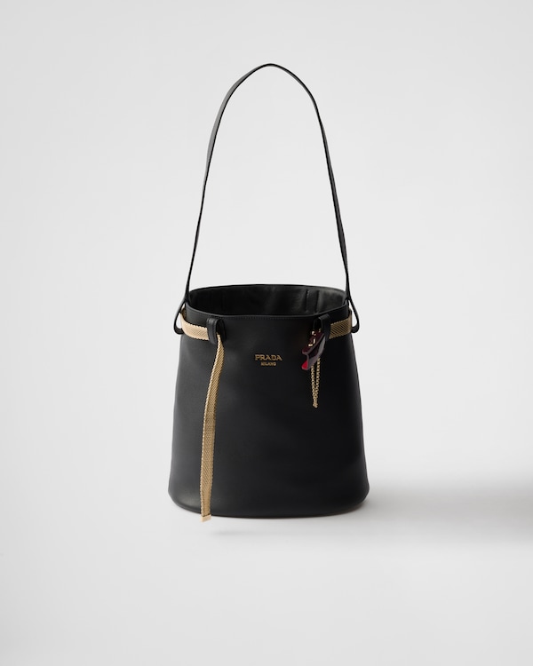 Prada Buckle皮革水桶包,带装饰系带 - 黑色 Prada Buckle皮革水桶包,带装饰系带 - 黑色