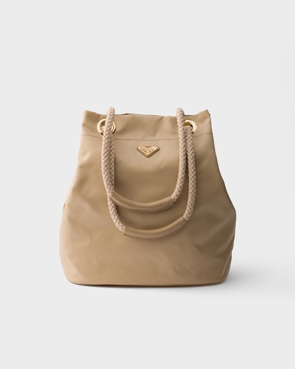 Prada Mariner大号再生尼龙水桶包 - 驼棕色 Prada Mariner大号再生尼龙水桶包 - 驼棕色