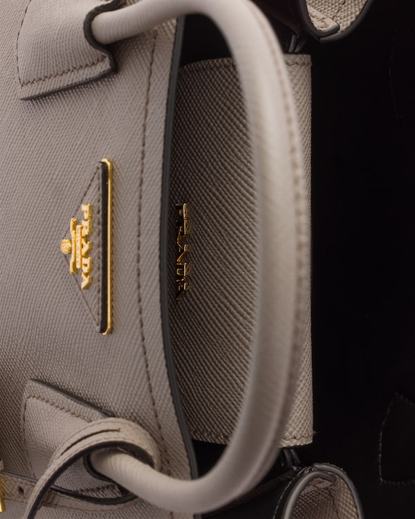 Prada Double小号Saffiano皮革手袋 - 泥灰色/黑色 Prada Double小号Saffiano皮革手袋 - 泥灰色/黑色