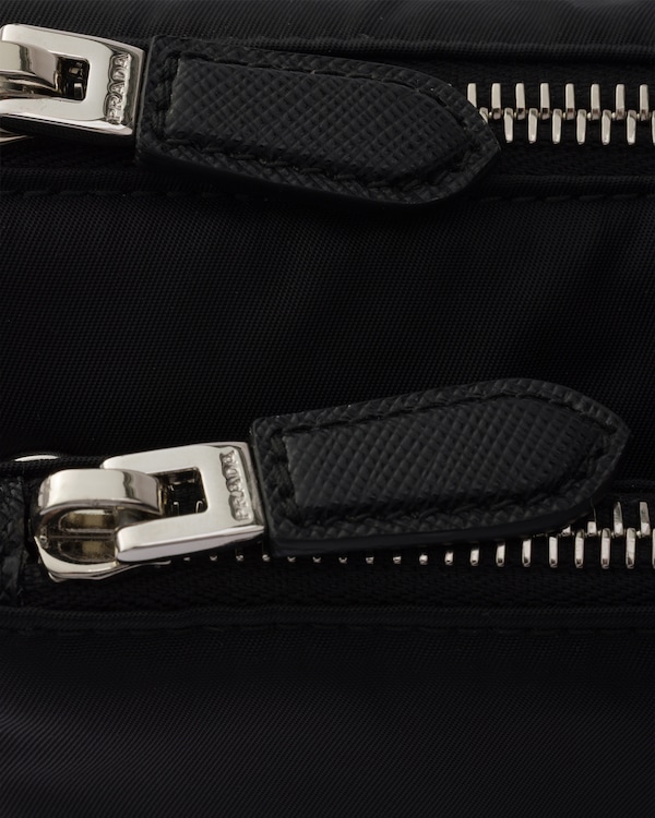 Re-Nylon与Saffiano皮革迷你单肩包 - 黑色 Re-Nylon与Saffiano皮革迷你单肩包 - 黑色