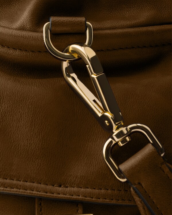 Prada Explore 中号软羊革双肩背包 - 焦糖色 Prada Explore 中号软羊革双肩背包 - 焦糖色