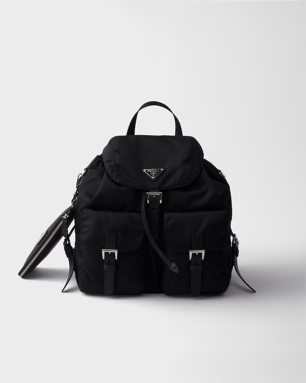中号Re-Nylon双肩背包 - 黑色 中号Re-Nylon双肩背包 - 黑色