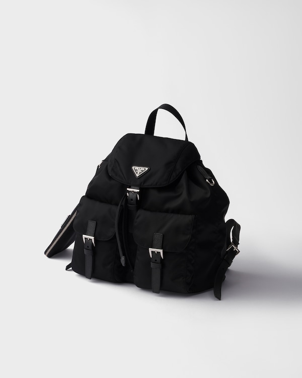 中号Re-Nylon双肩背包 - 黑色 中号Re-Nylon双肩背包 - 黑色