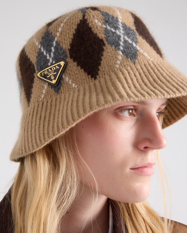 Argyle knit bucket hat - Camel Brown Argyle knit bucket hat - Camel Brown