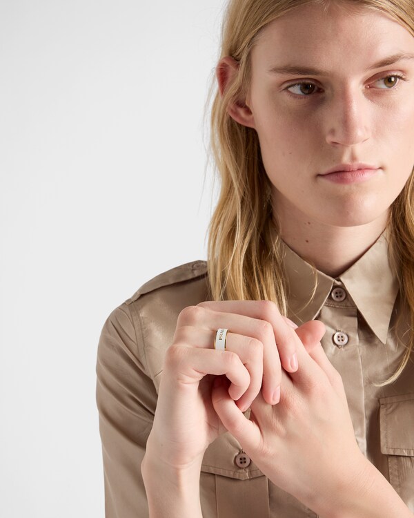 Enameled metal ring - White/Gold Enameled metal ring - White/Gold