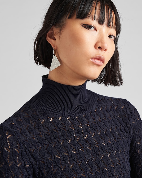 Prada Symbole 左耳款坠式耳环 - 白色 Prada Symbole 左耳款坠式耳环 - 白色