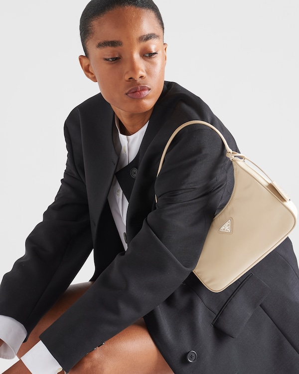 Prada Re-Edition 2005 Re-Nylon迷你手袋 - 沙漠黄 Prada Re-Edition 2005 Re-Nylon迷你手袋 - 沙漠黄