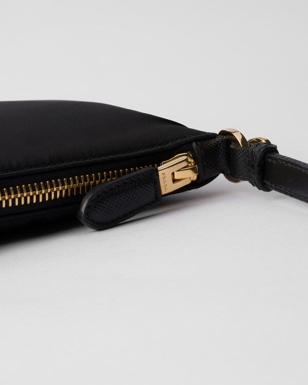 Re-Nylon pouch - Black Re-Nylon pouch - Black