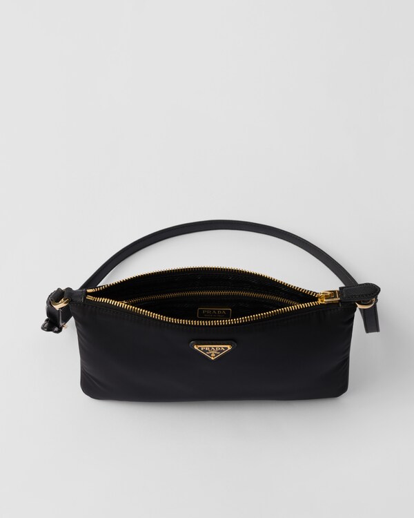 Re-Nylon pouch - Black Re-Nylon pouch - Black
