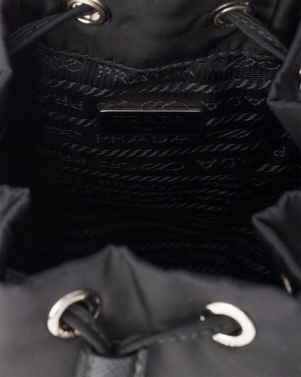 Re-Nylon pouch - Black Re-Nylon pouch - Black