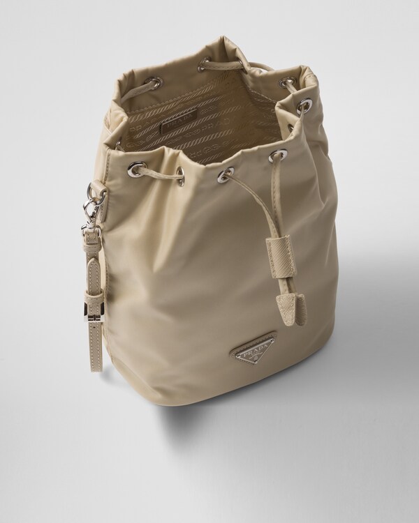 Re-Nylon pouch - Desert Beige Re-Nylon pouch - Desert Beige