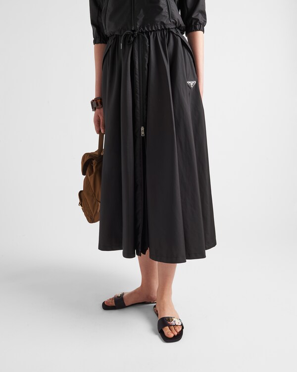 Full light Re-Nylon skirt - Black Full light Re-Nylon skirt - Black