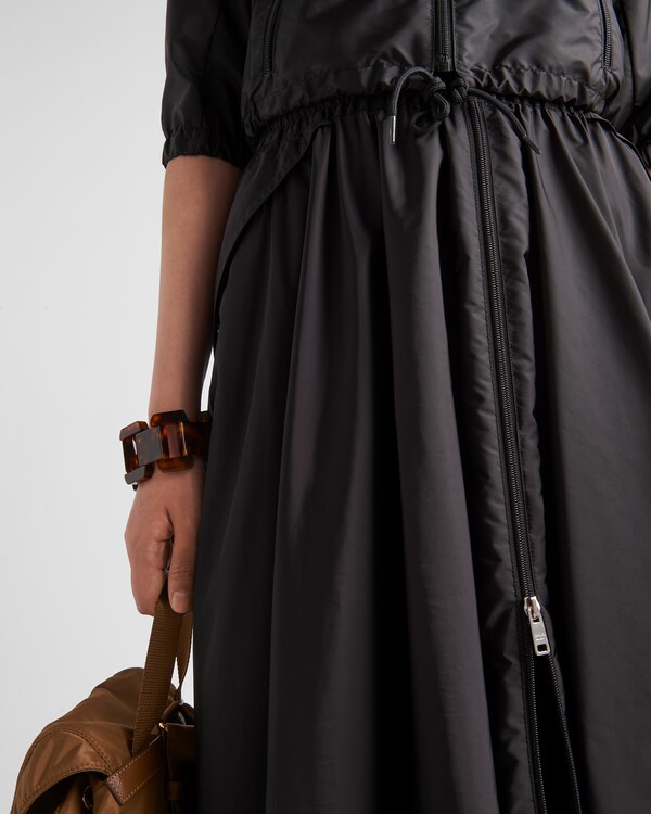 Full light Re-Nylon skirt - Black Full light Re-Nylon skirt - Black