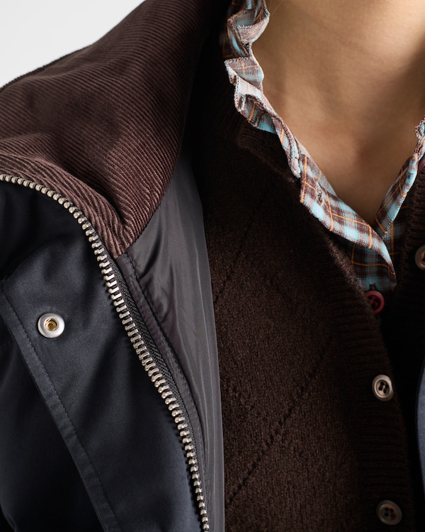 Medium-weight compact poplin down jacket - Black Medium-weight compact poplin down jacket - Black