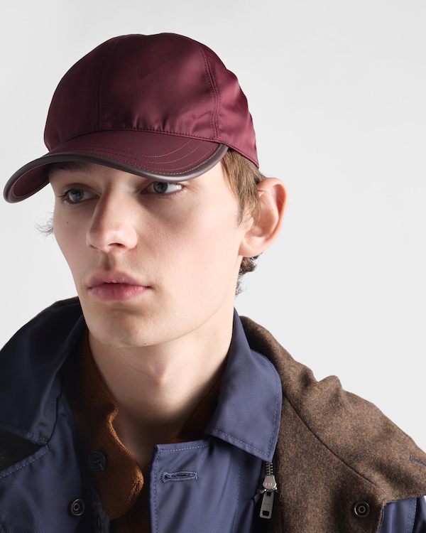 Prada Speedrock Re-Nylon棒球帽 - 酒红色 Prada Speedrock Re-Nylon棒球帽 - 酒红色