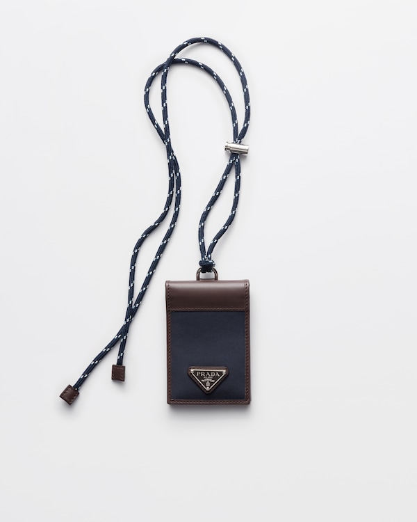 Prada Speedrock Re-Nylon和皮革肩带式卡夹 - 蓝色 Prada Speedrock Re-Nylon和皮革肩带式卡夹 - 蓝色